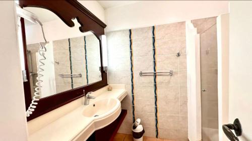 Gros Raisins Apartment | Appartement Ti-Paradis - RDC