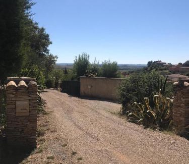Le Kremlin-Bicetre Apartment | Appartement vacances reposantes au domaine du Mas La Magdelaine