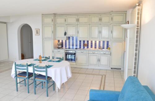 La Croix des Gardes Apartment | Appartement vue mer proches plages et congrès