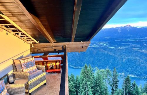 Kanzelhohe Apartment | Appartement Wolke7 byTILLY - Im Skigebiet Gerlitzen auf 1500m Seehöhe - familienfreundliche 3 Zimmer Wohnung - Hallenbad im Haus - moderne Küche mit Vollausstattung - Balkon - traumhafte Aussicht über ganz Kärnten - himmlisch bequeme Boxspringbetten