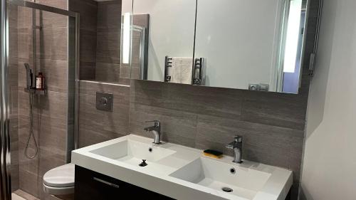 Prado - Republique Apartment | Appartment Cannes City Centre
