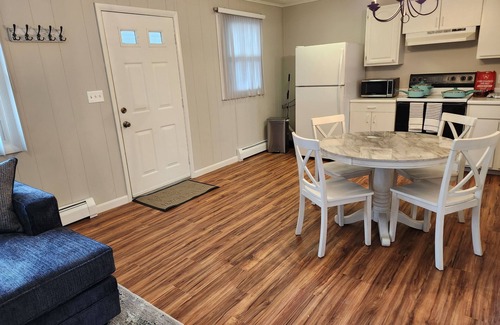 Ocean Park Condo | Appealing two-bedroom, one-bathroom condo, two short blocks from the beach!