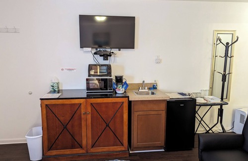 Milford Hotel | Apple Inn and Suites Cooperstown Area