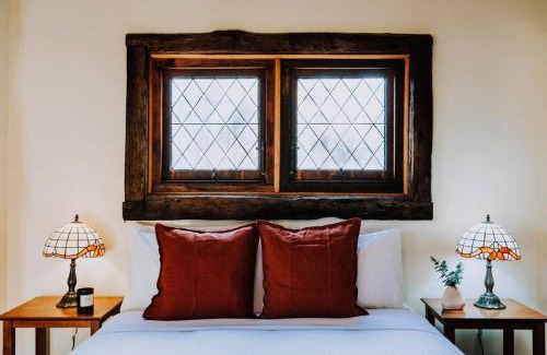 Budgee Budgee House | Apple Tree Cottage - An Idyllic Country Reset
