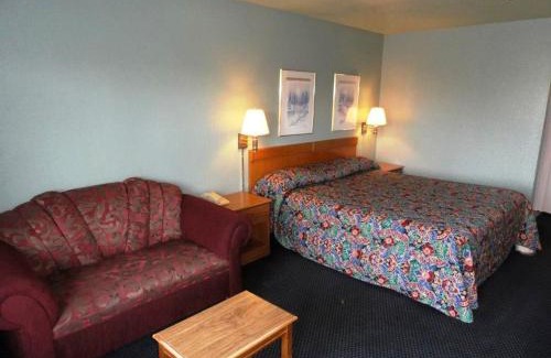 Atwater Hotel | Applegate Inn