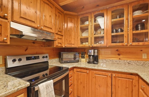 Banner Elk Cabin | APPsolute Heaven- A 4 Season Mountain Retreat