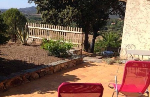 Montegrosso Apartment | APPT for 4 people, Nature, comfort and magnificent view!