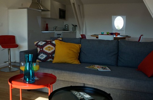 Portbail Apartment | Appt with view of Portbail harbour in character house