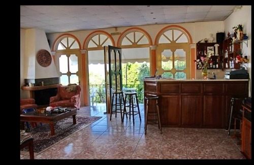 Apraos Bed & Breakfast | Apraos Bay Hotel In Kalamaki Beach, 100m from the lovely sandy beach