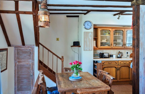 Kingsand Cottage | April Cottage