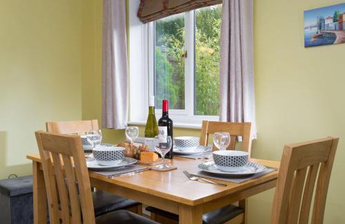 Stow-on-the-Wold House | April Cottage