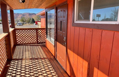 Kanab House | APT 2 · APT #2 Crazy Horse RV Resort