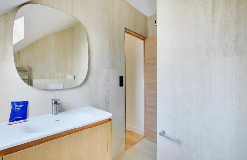 Madeleine Apartment | Apt a c 1BR 2P - Saint-Lazare Les Champs Elysée