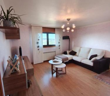 Mos Apartment | apt acogedor con terraza y barbacoa