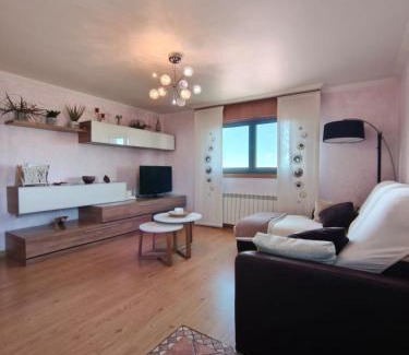 Mos Apartment | apt acogedor con terraza y barbacoa