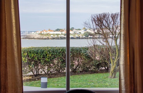 Pontaillac Apartment | Apt classé 3*, 4 pers, vue mer, box, terrasse privative, Pontaillac