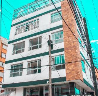 Quinta Paredes Apartment | apt duplex embajada americana corferias agora g12