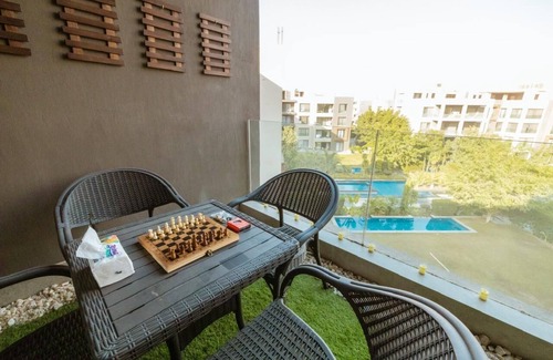 New Cairo Apartment | Apt in New Cairo Garden & pool view @Silver palm