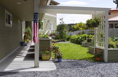 Kodiak Apartment | Apt-suite on the ocean in Kodiak, Alaska-Gardens, boats, eagles-Since 2008