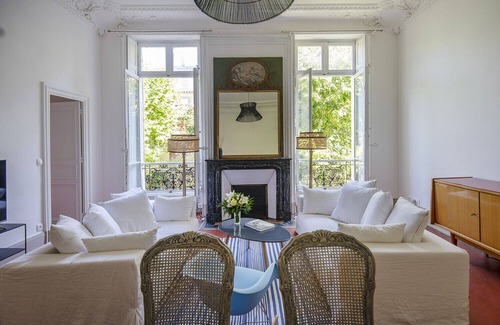 Palais de justice Apartment | Apt with garden view near the Old Port