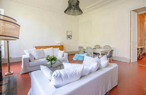 Palais de justice Apartment | Apt with garden view near the Old Port