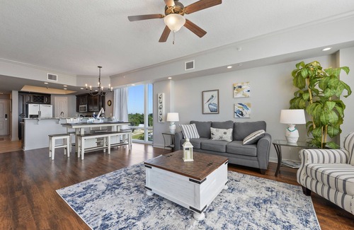 Gulfport Condo | "Aqua Blue" Condo on the beach is waiting on you withnbreathtaking balcony views