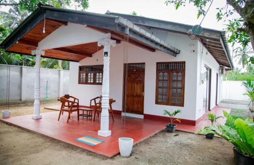 Thiranagama Villa | Aqua Sea Beach -Villa