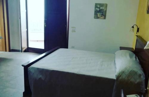 Ciro House | Aquila D'oro