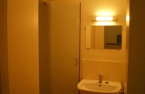 Moncoutant Apartment | Aquitaine