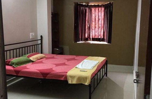 Vadapalani Apartment | AR HOME STAY