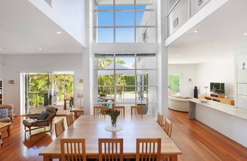Avoca Beach House | Araluen at Avoca Beach
