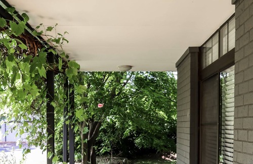 Bowral House | Arborea House in the heart of Bowral