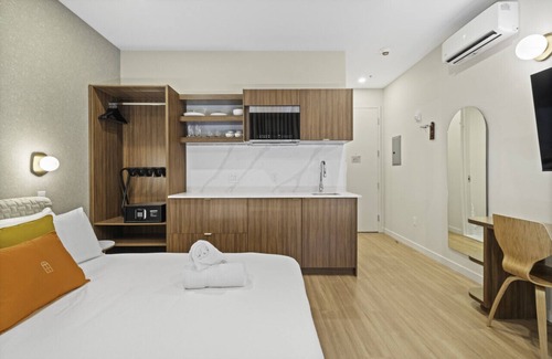 Old Montreal Hotel | Arcadia Hotel Boutique - Top Floor Room