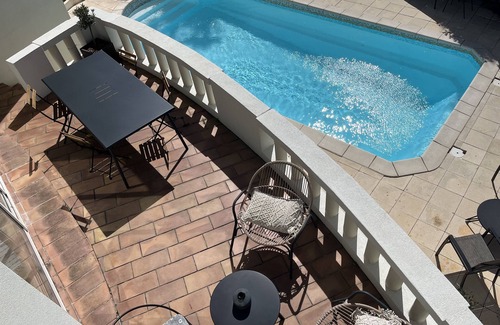 Saint-Raphael House | Architect-designed house set in greenery, in a quiet location.