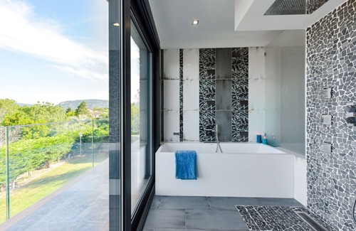 Mandelieu-La-Napoule Villa | Architect-Designed Villa with Heated Pool for 10 Guests!