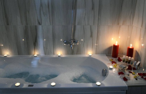 Leonidio Hotel | Archontiko Chioti