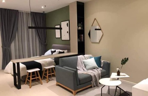 Mont Kiara Apartment | Arcoris Mont Kiara 163