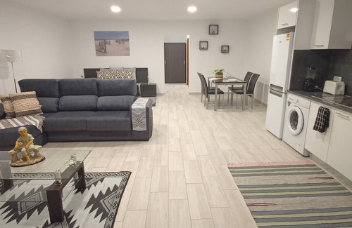 Arco da Calheta Apartment | Arcos Grands Apt enormous private pool Luxury & relaxing VIEWS! T4.