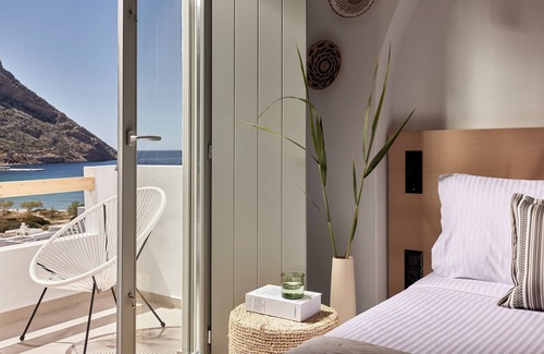 Kamares Hotel | Arcos Suites Sifnos