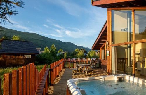 Ardgartan Resort | Ardgartan Argyll Cabins - Forest Holidays