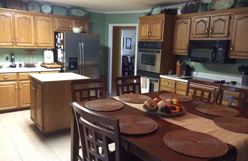Oxford House | Are You Ready? Perfect place to gather in Oxford with family and friends !