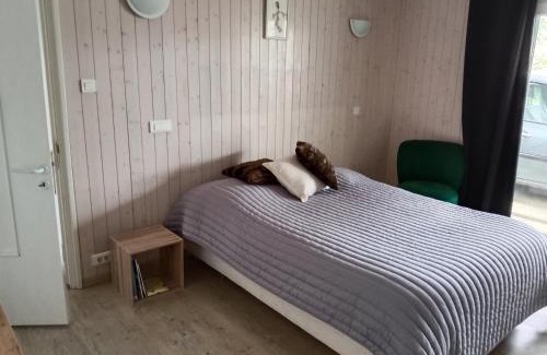 Argagnon Bed & Breakfast | argagnon 64 chambre sbd wc salon privés