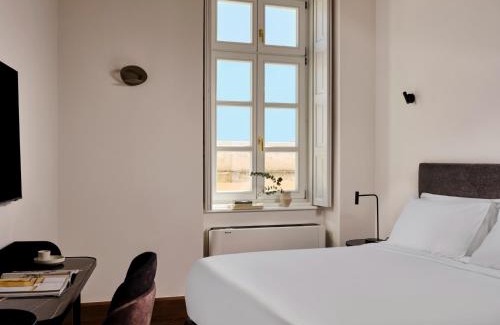 Ermoupoli Hotel | Argini Syros