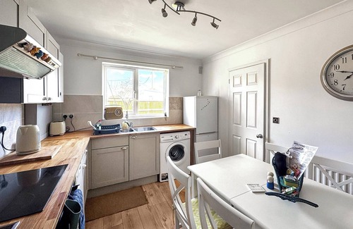 Irstead Cottage | Argonaut Beach House