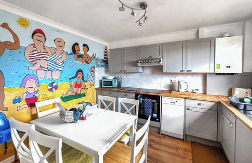 Irstead Cottage | Argonaut Beach House