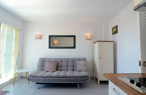 Els Griells Apartment | ARGONAVIS 132