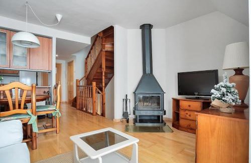 Panticosa House | Argualas - Triplex con piscina - By CARDI Suites