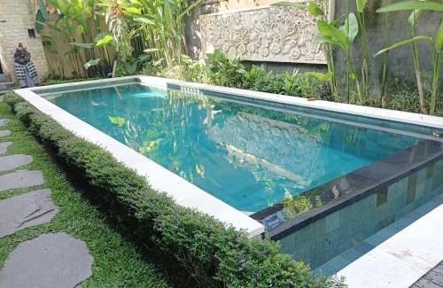 Pengosekan House | Ari Cottages Ubud