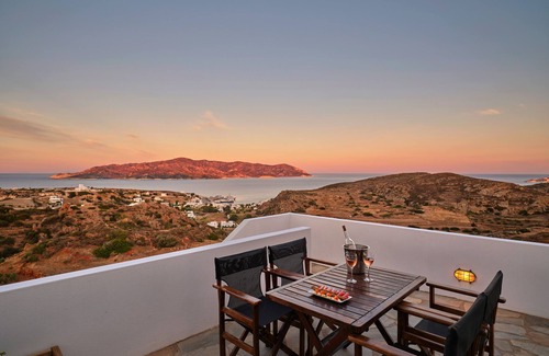 Kimolos Apartment | Aria Kimolos Residence