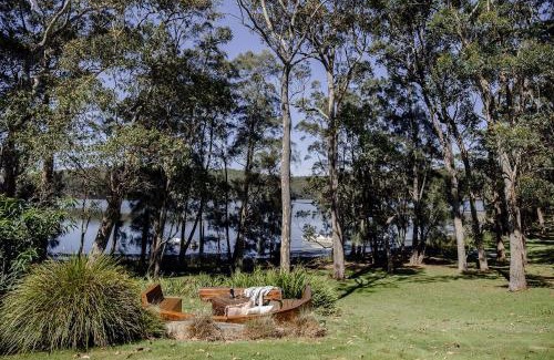 Kings Point House | Aria Shores - Your Lakeside Haven